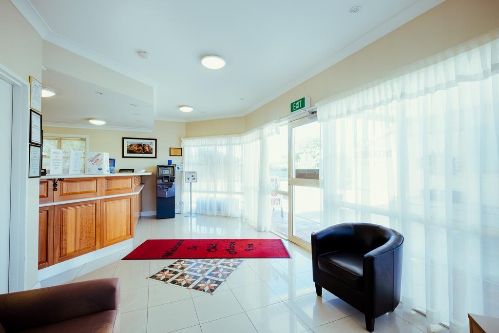 Club Motor Inn Narrabri Exterior photo