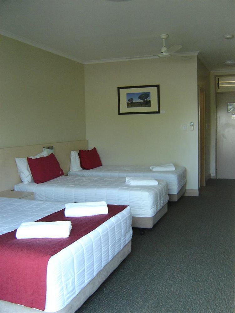 Club Motor Inn Narrabri Exterior photo