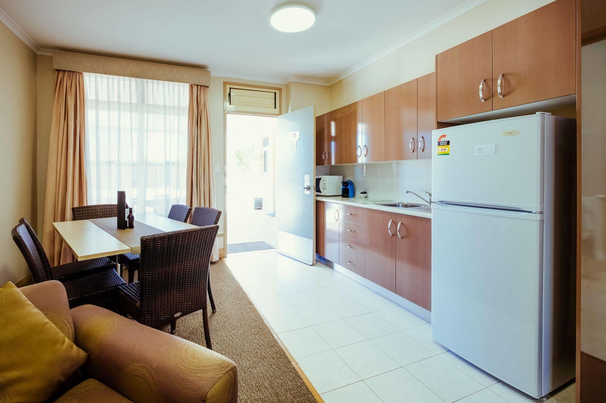 Club Motor Inn Narrabri Exterior photo
